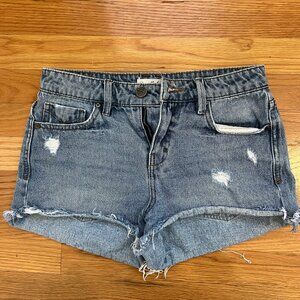Unpublished jean shorts size 25